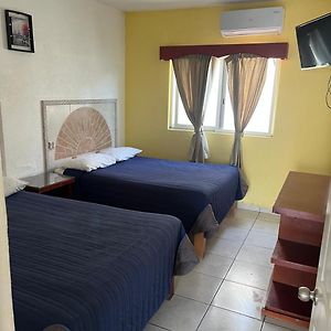 Habitación con Cama King